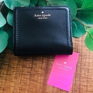 Kate Spade New York Black Pebbled Leather Bifold Wallet with ID Window – NWT